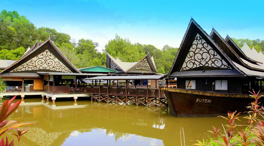 Kampung Nelayan Floating Seafood Market Restaurant (Silverado Corporation Sdn Bhd) Kampung Nelayan Floating Seafood Market Restaurant (Silverado Corporation Sdn Bhd)