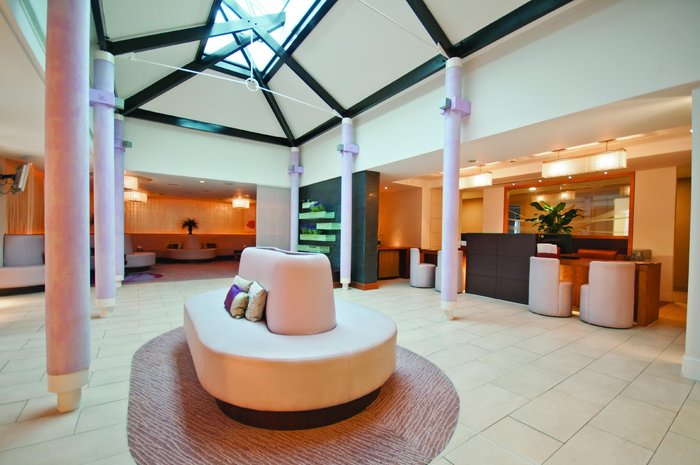 Champneys Tring Bar or Lounge: Pictures & Reviews - Tripadvisor