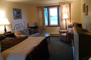 Room & Suite