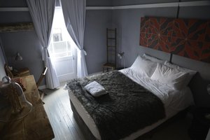 Room & Suite