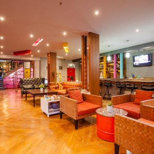 Lounge bar