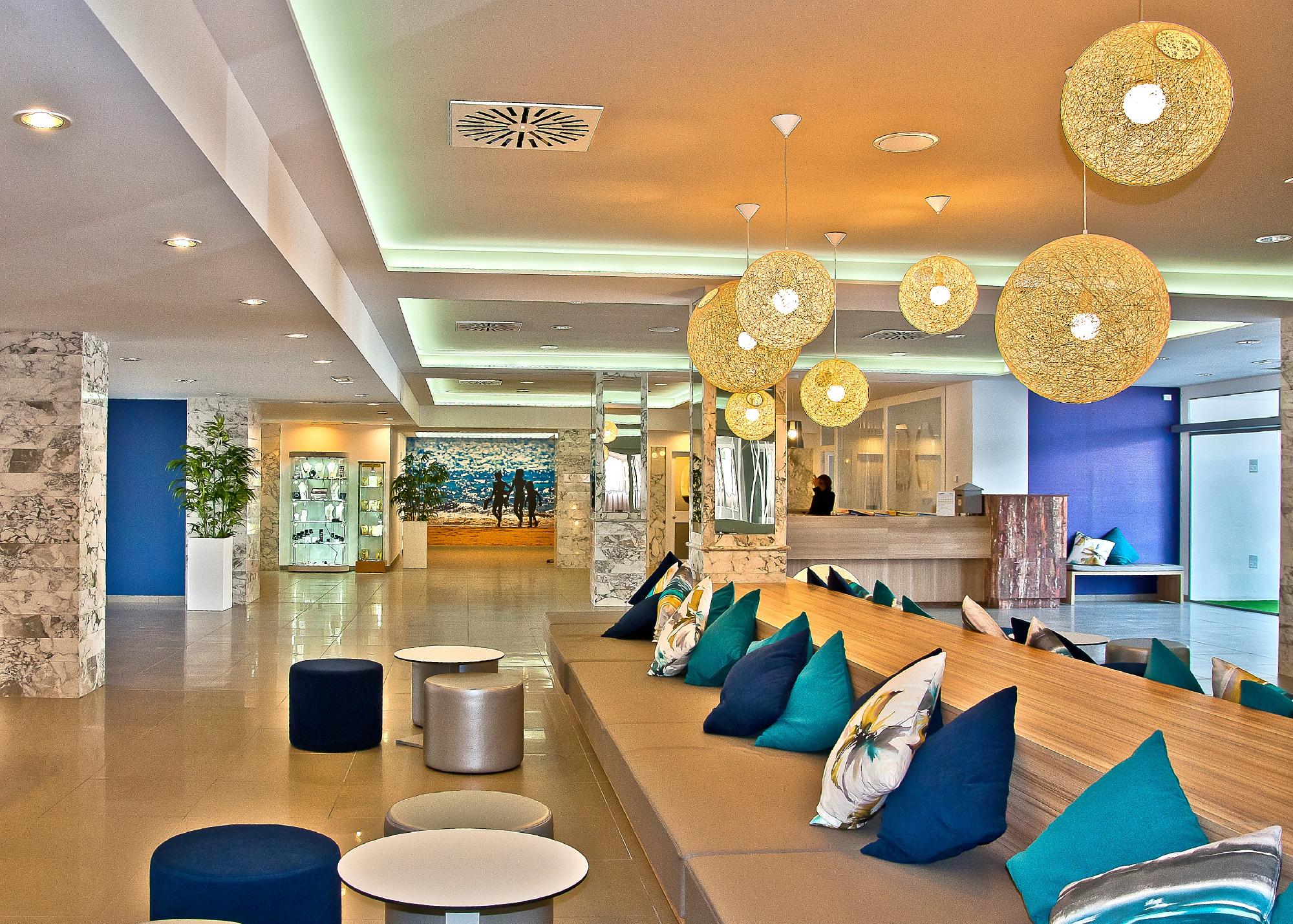Hotel photo 21 of BQ Delfin Azul Hotel.