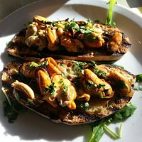 Bruschette cozze e vongole...deliziose