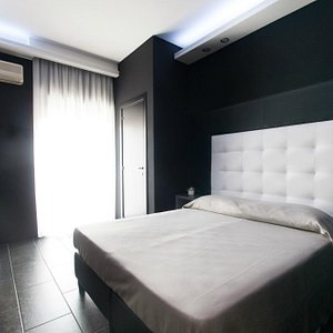 Fly Boutique Hotel, hotel in Naples