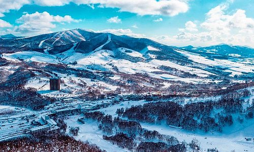 Rusutsu Resort, No.1 Ski resort in Hokkaido