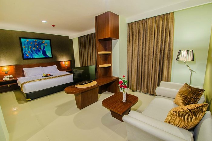 Noormans Hotel Semarang Rooms: Pictures & Reviews - Tripadvisor