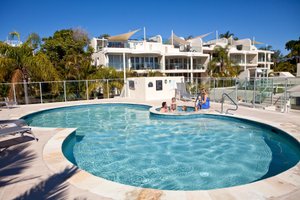 Pool & Beach