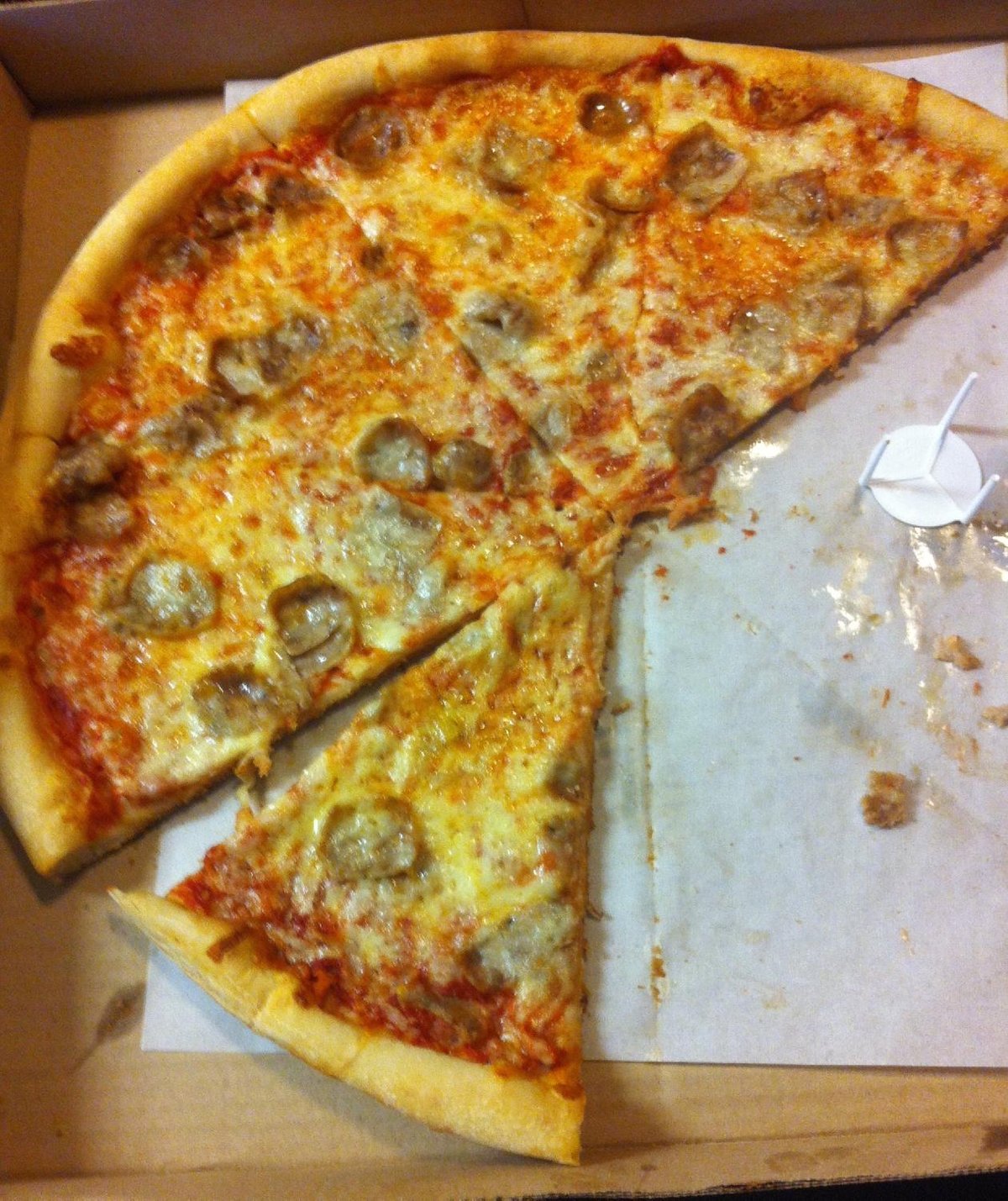 NINO'S FESTIVAL PIZZA, Mays Landing - Restaurant Reviews, Photos ...