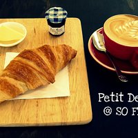 Cafe-croissant