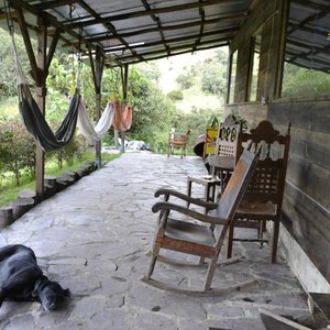 Terraza para relajarse y tomar un buen café con vista a las montañas