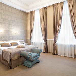 Peking Hotel in Moscow, image may contain: Monitor, Screen, Computer Hardware, TV