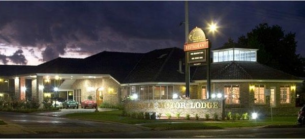 Acacia Motel
