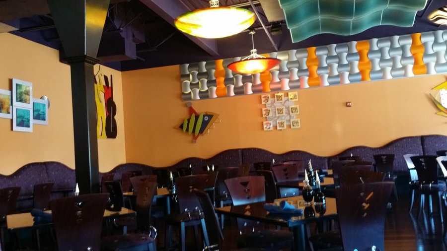East Moon Bistro