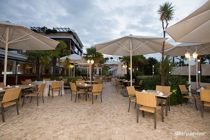La Sala Puerto Banus are thrilled to announce re-opening