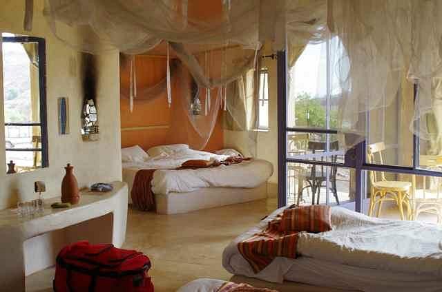 25 Einzigartige ECO LODGES: Resorts, Hütten, Baumhäuser, Kuppeln 51 Feynan Ecolodge Room