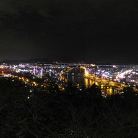 セーヌ川でなく東川(トンチョン)