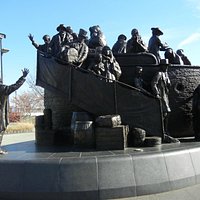 Front side of the Memorial