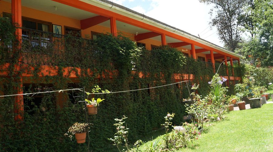 hotel y restaurante