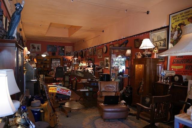 Hollywoodland Antiques & Fine Time Pieces - All You Need to Know BEFORE ...