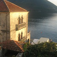 Perast Museum (in the Bujovic Palace)