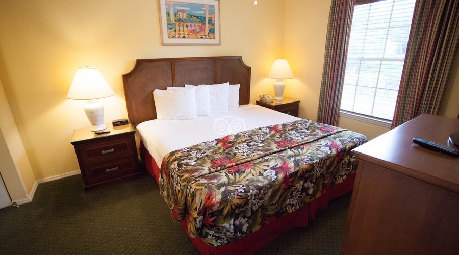 The Two Bedroom Suite at the Oak Plantation Resort