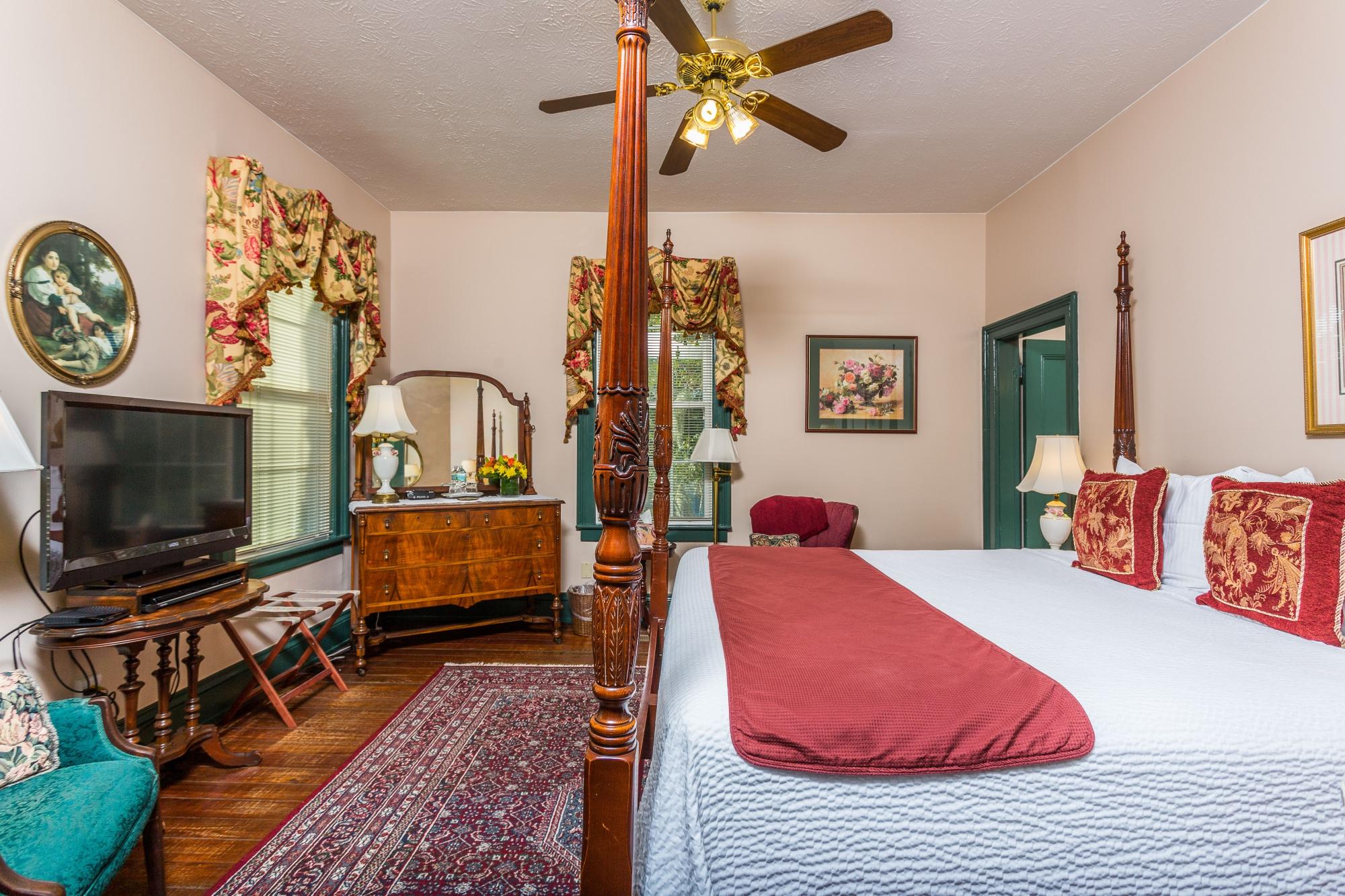 Spencer House Inn Bed And Breakfast Rooms: Pictures & Reviews - Tripadvisor