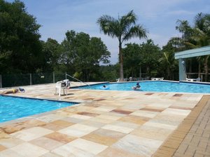 Piscina e praia