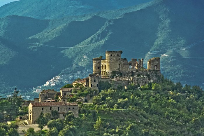 Borgo