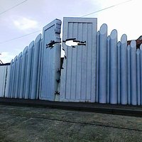 "Лагерная стена"