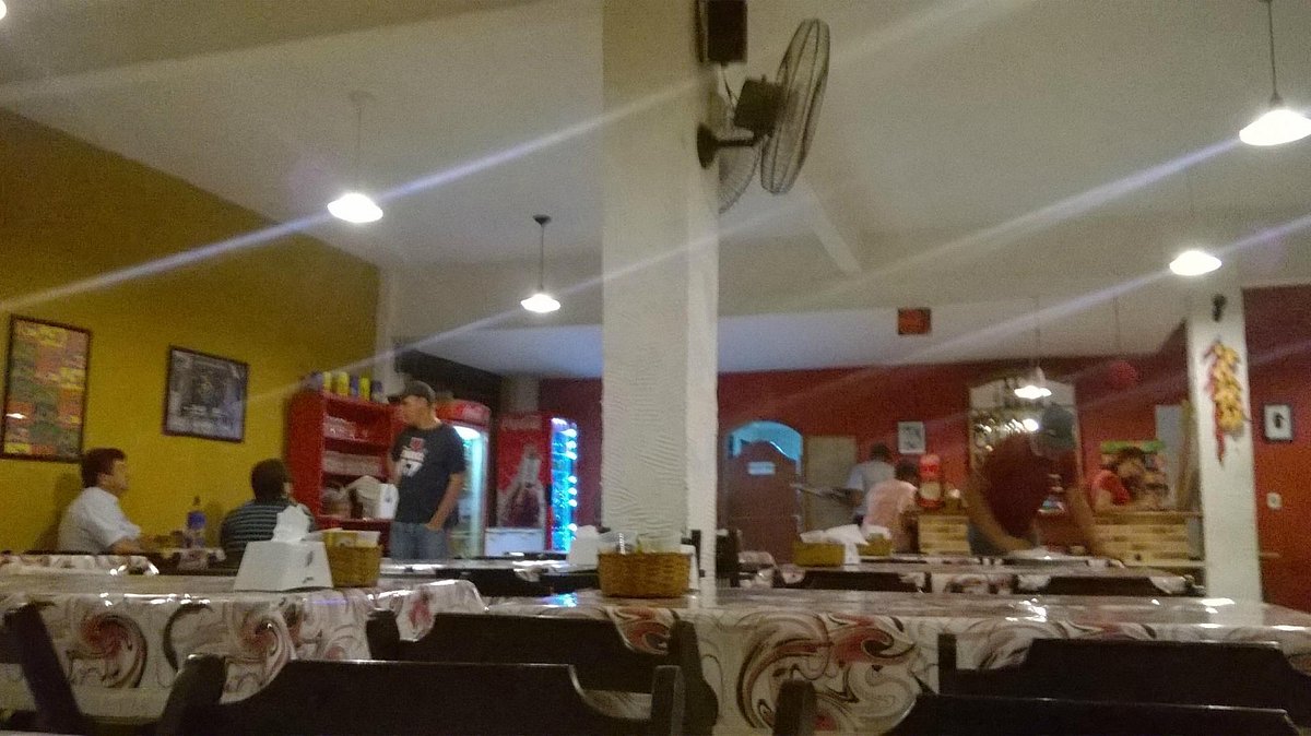 Papa Burguer restaurante, Caxias do Sul, R. Sapucaia - Avaliações de  restaurantes