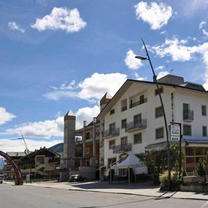 L'albergo italia si trova nel centro di Aprica, direttamente sulla strada principale