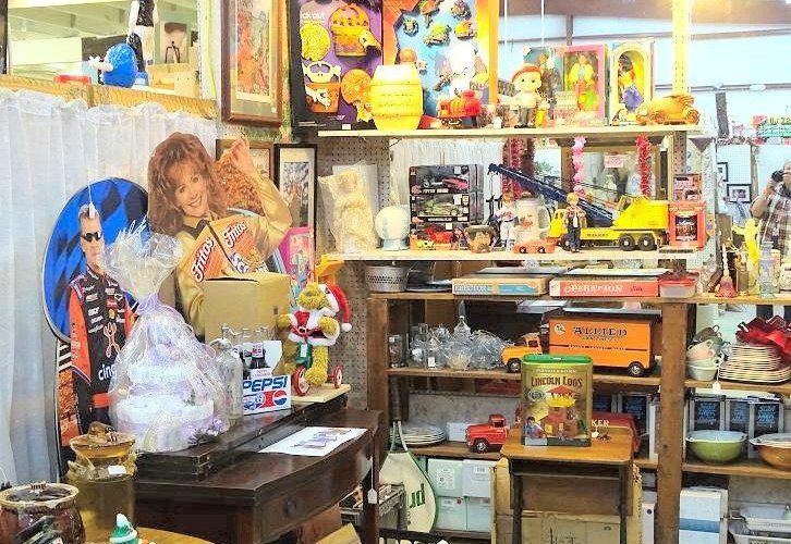 New Berne Antiques and Collectibles - All You Need to Know BEFORE You Go (2024)