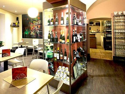 Tagliere aperitivo - Picture of Black & White, Sondrio - Tripadvisor