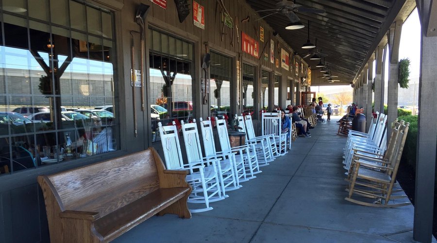 Cracker Barrel Old Country Strore Restaurant