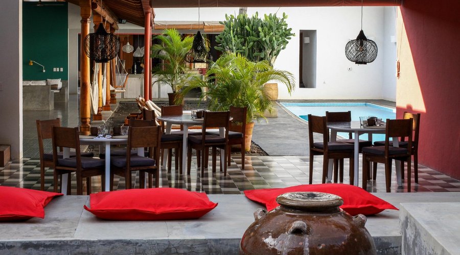 Breakfast Area / Pool