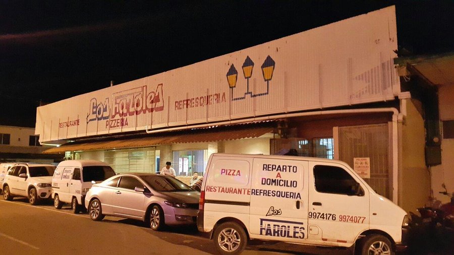 Restaurante los Faroles frente al Fantástic Casino