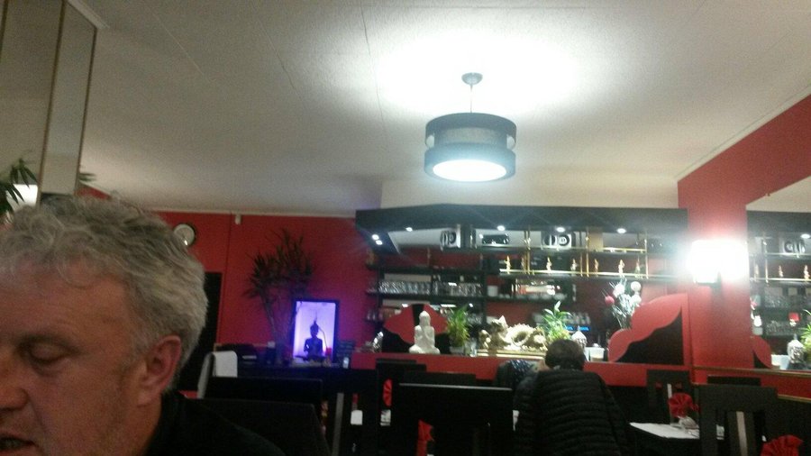 Excellent  restaurant  thaïlandais  et cambodgien. 
Recettes  traditionnelles. 
Accueil  excel