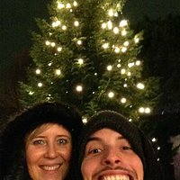 under the Christmas Tree (altes AKH)