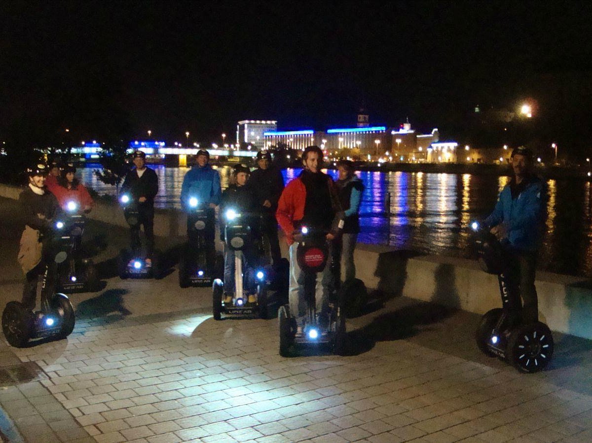 linzerschweben segway city tours hauptplatz linz