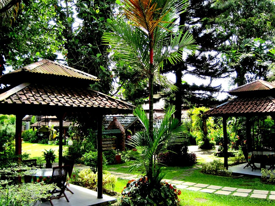 HOTEL TAMAN SARI - Updated 2020 Prices, Reviews, and ...