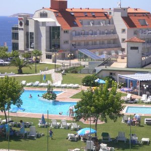 piscinas solarium parking