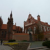 Памятник Адаму Мицкевичу