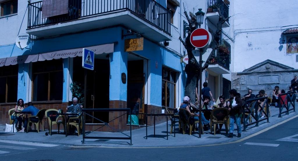 Foto de Café-Bar Alejandro, Granada: Máquina de Dardos - Tripadvisor