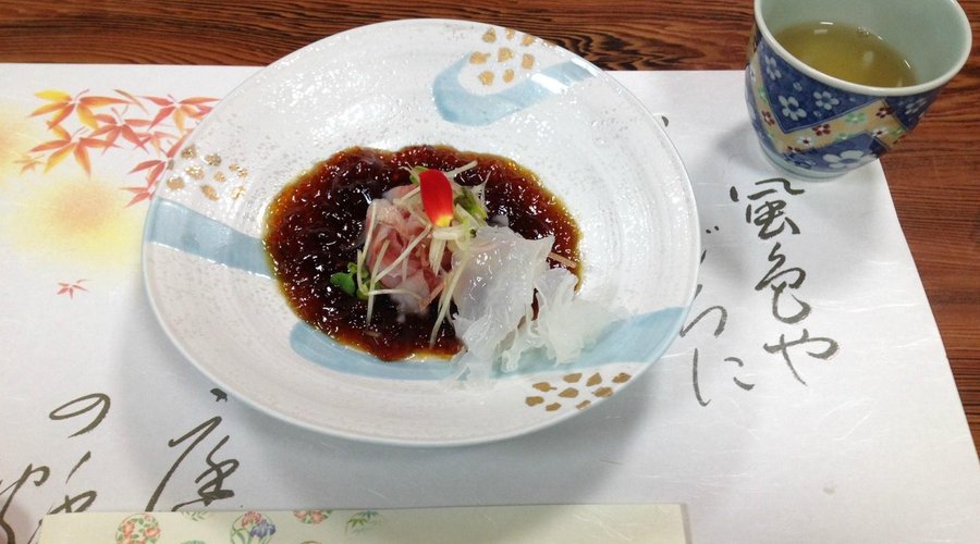 名物：鯉の洗い（美味しい）