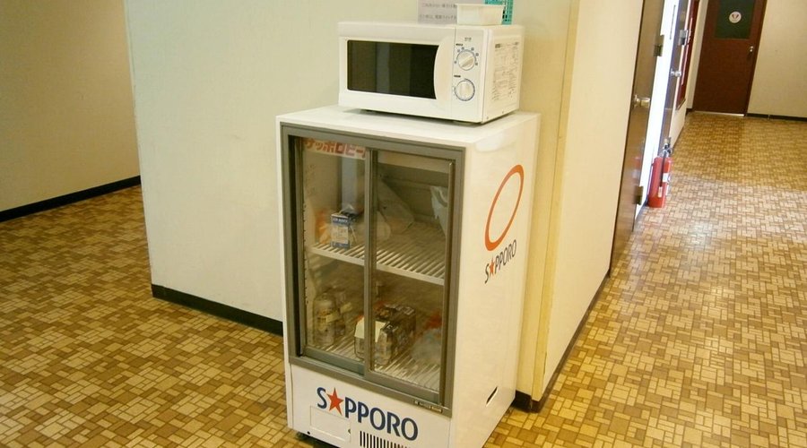 電子レンジ・共用冷蔵庫