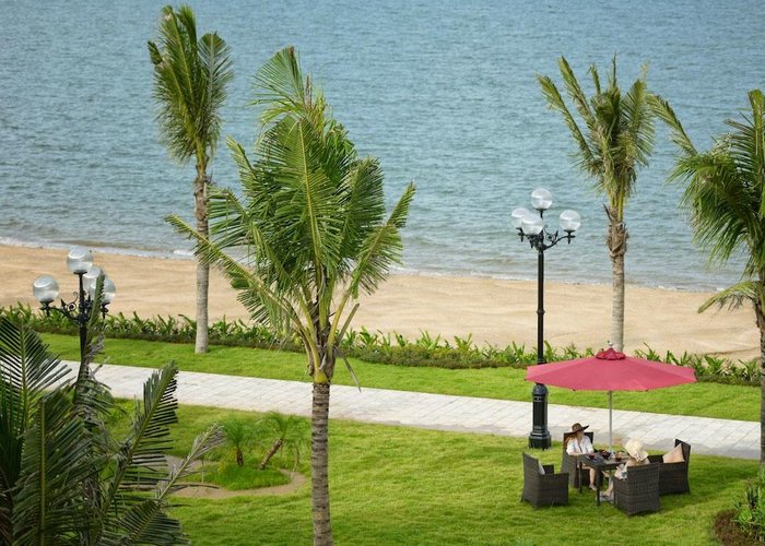 Paradise Bay Beach