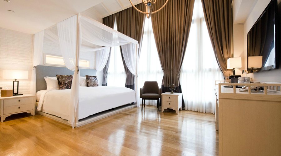 Explorer Suite Bedroom