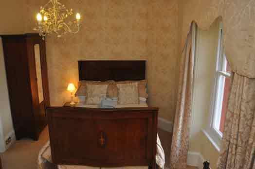 BANK HOUSE BED AND BREAKFAST - Updated 2024 Prices & B&B Reviews ...