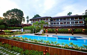 Hotel Tropika Davao in Mindanao, image may contain: Hotel, Resort, Building, Villa