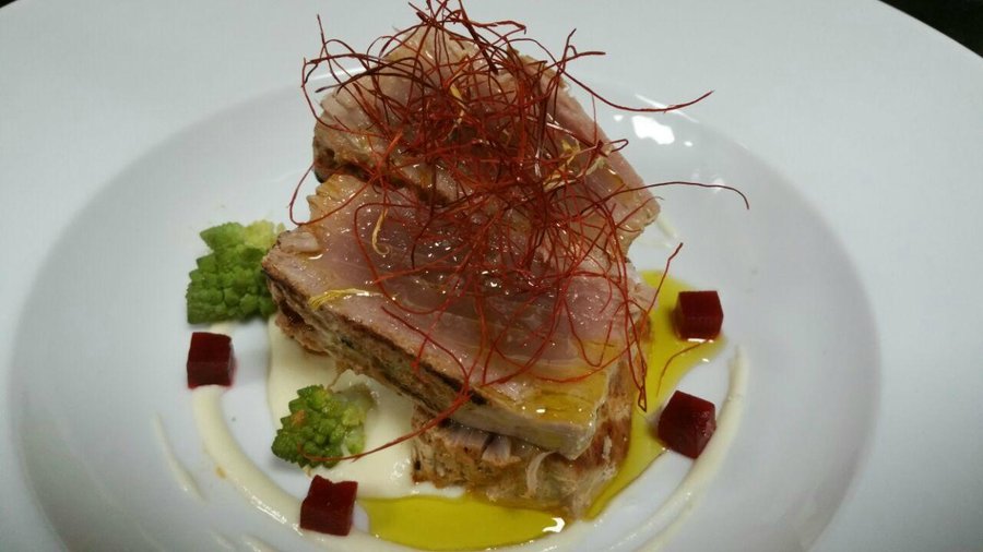 Lomo de Atún con Queso de Arzúa y Albahaca